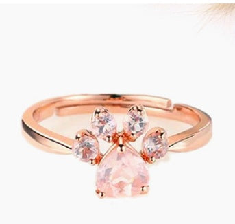 Classy Cat Ring Premium Style Set featuring a stylish design with a pink paw-shaped stone and sparkling crystals.