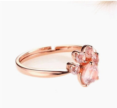 Classy Cat Ring Premium Style Set featuring a detailed pink gemstone design and rose gold band.
